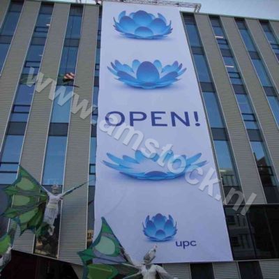 UPC kantoor Leeuwarden officieel geopend! - valdoek UPC uitrol banier